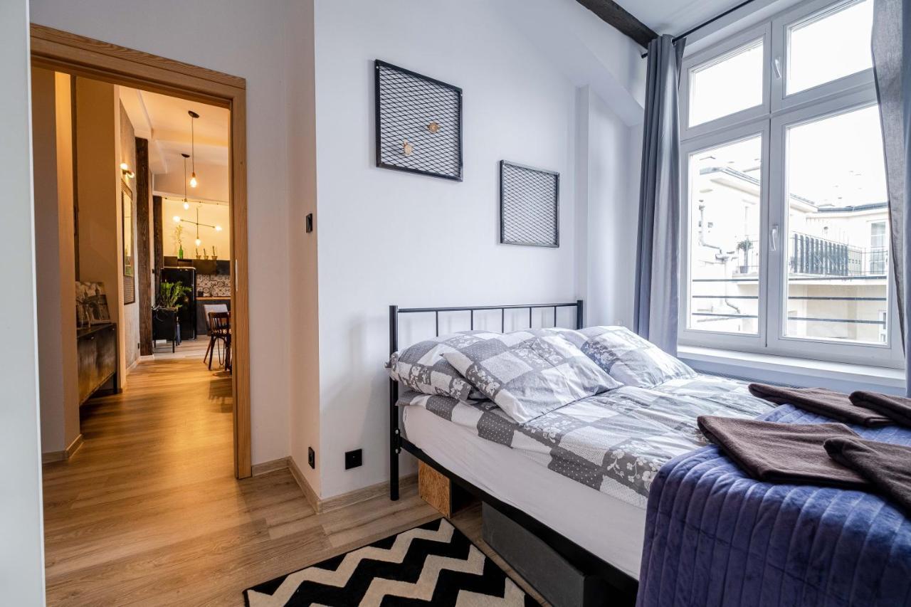 Orzeszkowej Premium Апартаменти